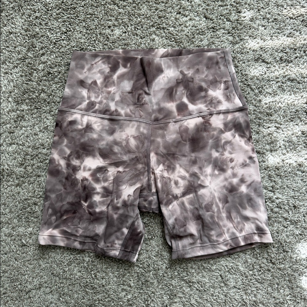 Lululemon align shorts 6”